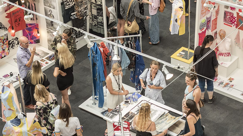 Attend fashion trade shows wholesale clothing distributors