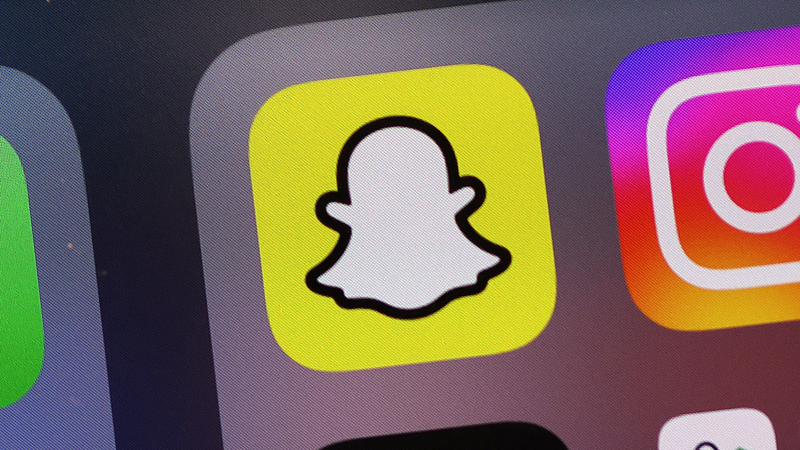 how to make money on Snapchat