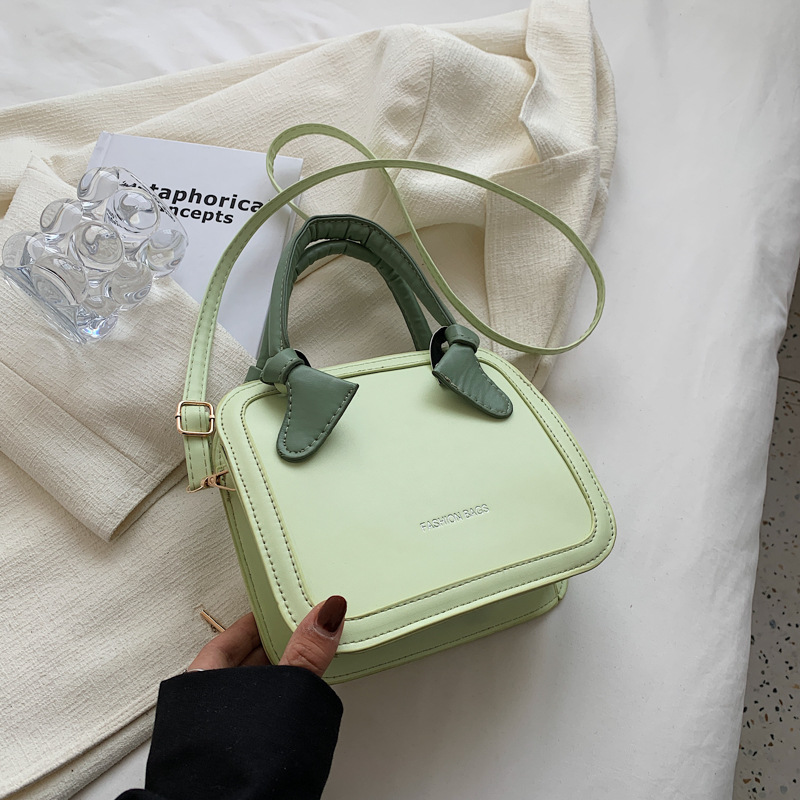 Korean Style Girl Handbag Bag New Fashion Foreign Style Messenger Bag Texture Simple Hand Carry Small Square Bag