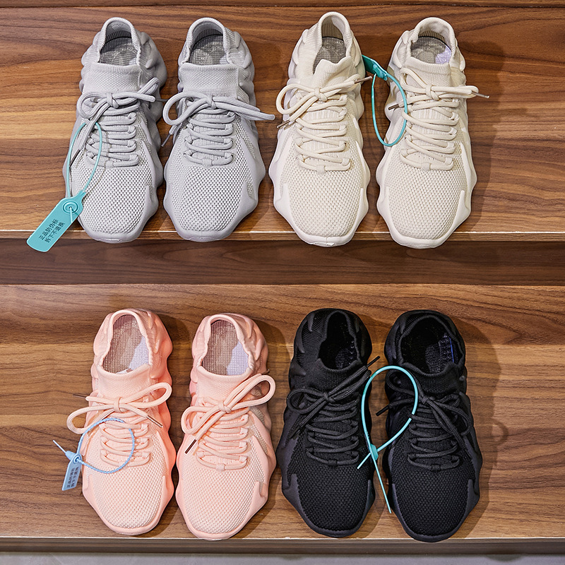Flying Woven Shoes Men And Women With Fish Octopus Coconut Shoes Couples Sports Shoes Volcano Socks Shoes image 9