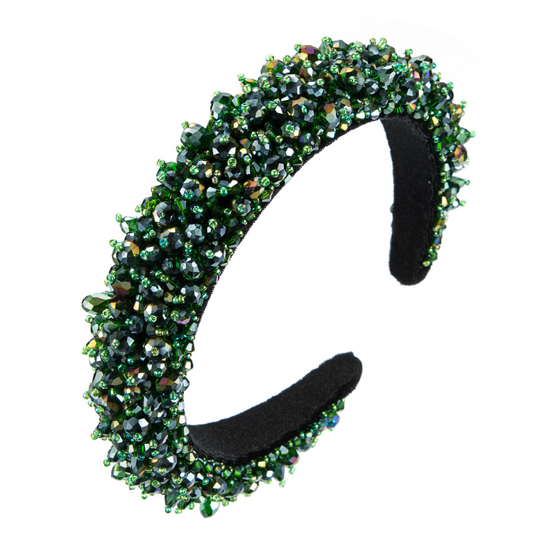 Wide padded headband with structured open form