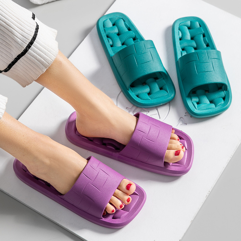 Leaky Slippers Women's Summer Hollow Bathroom Home With Non-Slip Indoor Bath Home Deodorant Sandals And Slippers Men's Summer image 9