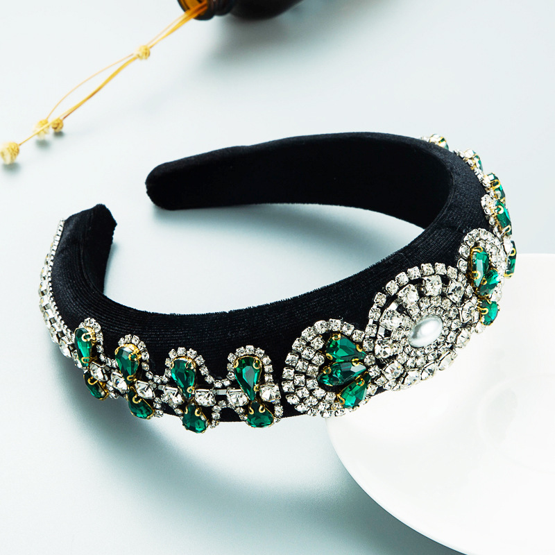 Emerald crystal pattern on glossy black headband