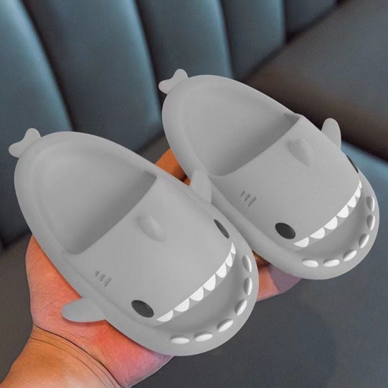 Shark Children's Slippers Summer Boys And Girls Cartoon Indoor Household Non-Slip Bath Baby Sandals And Slippers For Women image 4