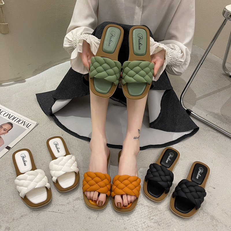 Style Sandals And Slippers Casual All-Match Non-Slip Flat Slipper Women's Outer Wear Sandals