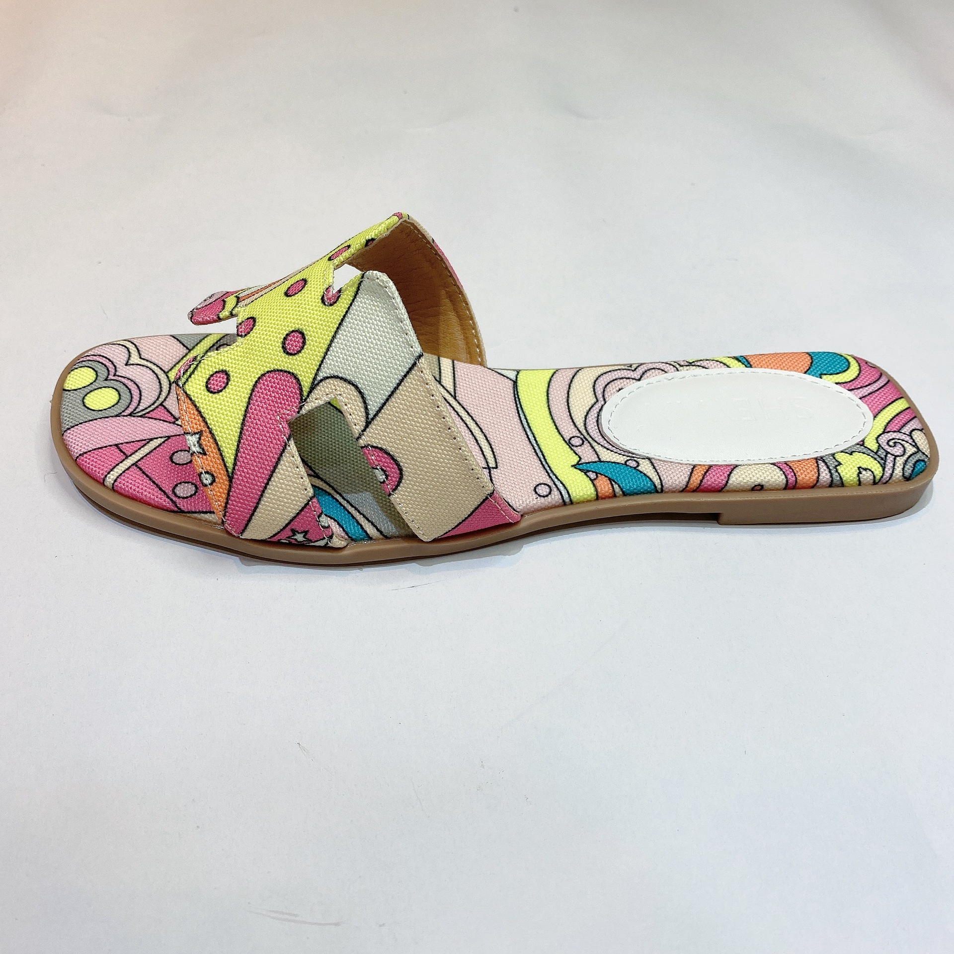 Women's Summer Sandals Flat Bottom Outer Wear Beach Shoes One Word Casual Slippers image 5