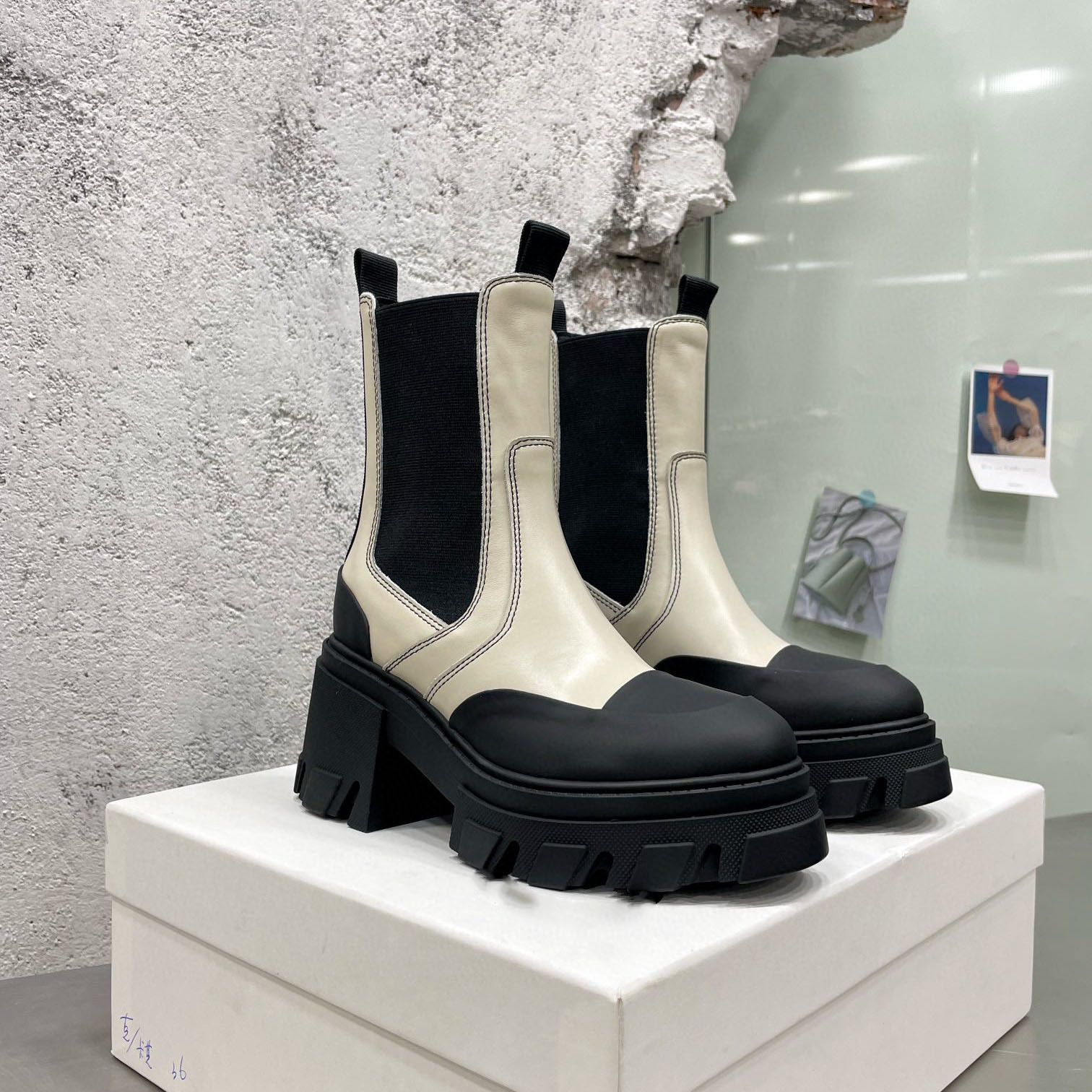 Thick Sole Hight Increasing Chelsea Boots Women Real Leather Mixed Colors Martin Boots Round Toe Elastic Band Ankle Boots image 4