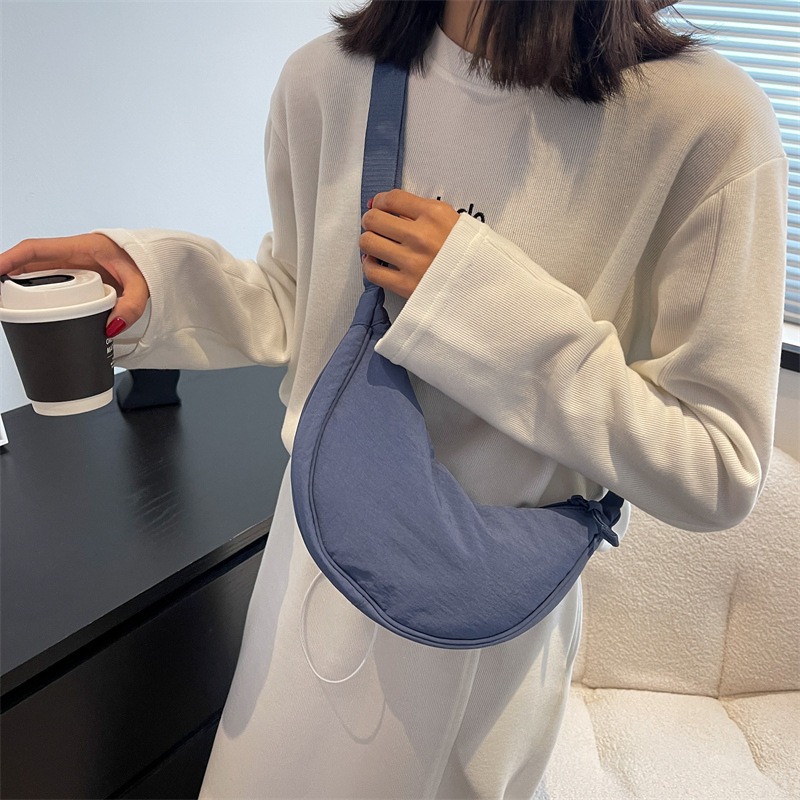 Women's Waist Bag Men's Outdoor Sports One Shoulder Messenger Bag Children's Nylon Cloth Bag