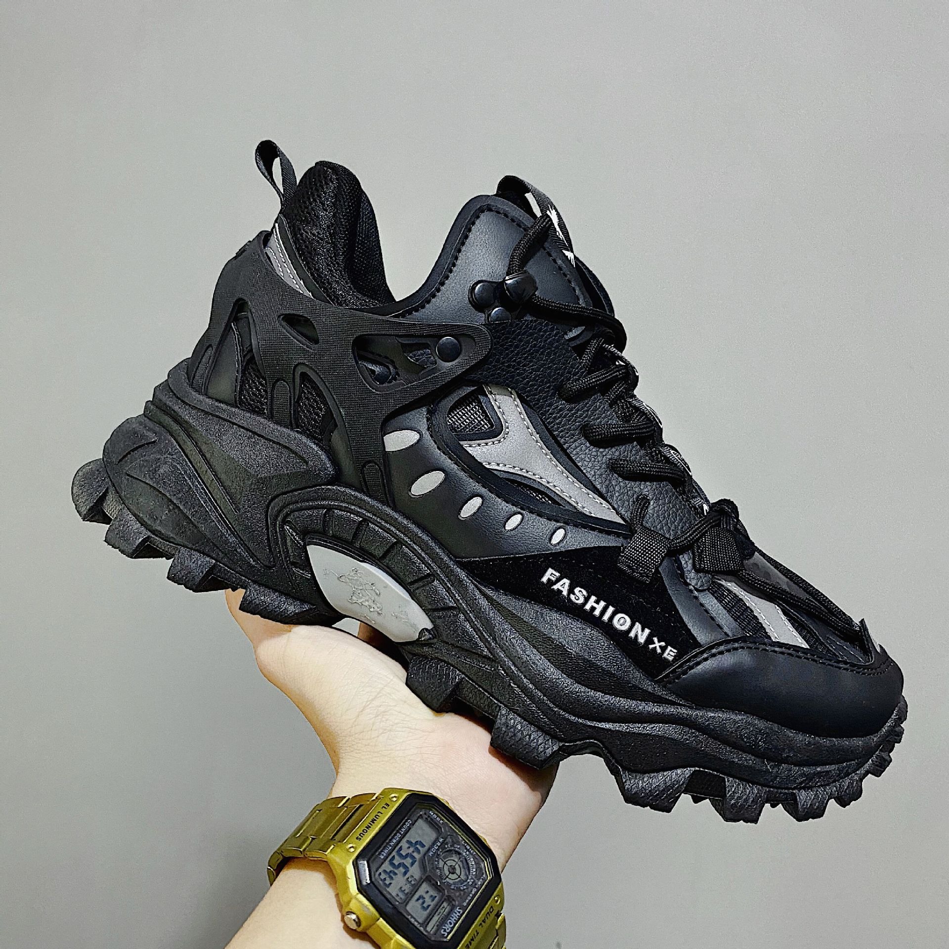 Men's Ins Shoes Thick Soled High Korean Version With Luminous Men's Sneakers