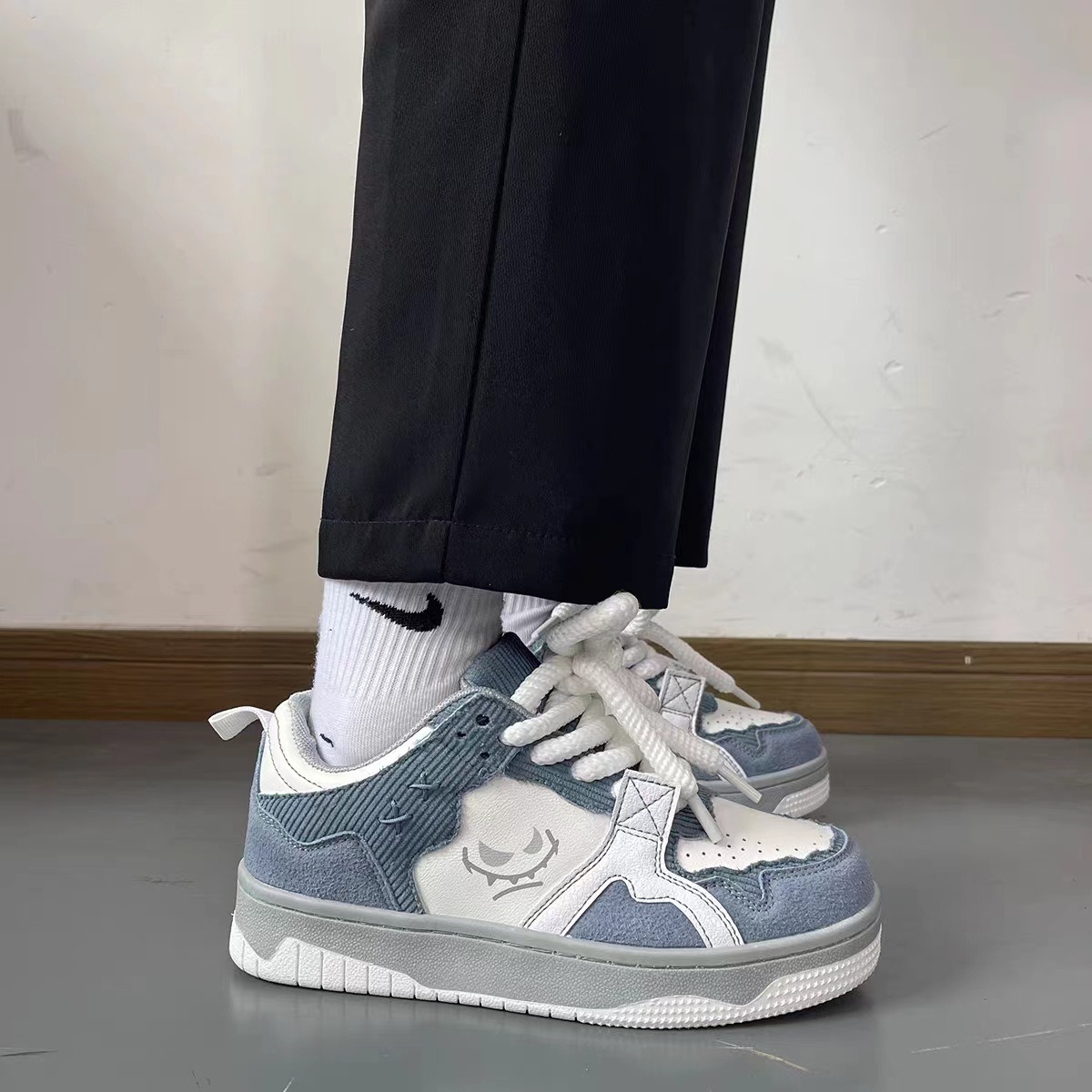 Men shoes trend niche breathable thick bottom hit color casual shoes high street couple sports design sense sneakers image 5