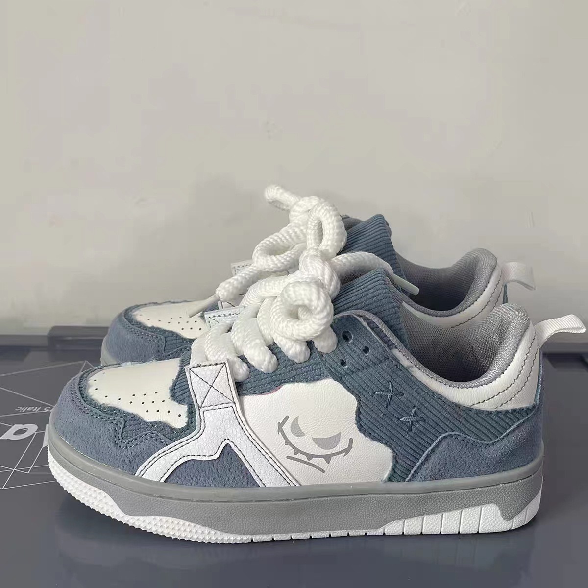 Men shoes trend niche breathable thick bottom hit color casual shoes high street couple sports design sense sneakers image 4