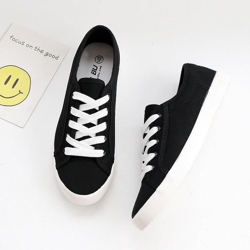 Low Top Small White Shoes for Women's Shoes, Korean Version Canvas Shoes, Simple, Breathable, Comfortable Couple Shoes image 4