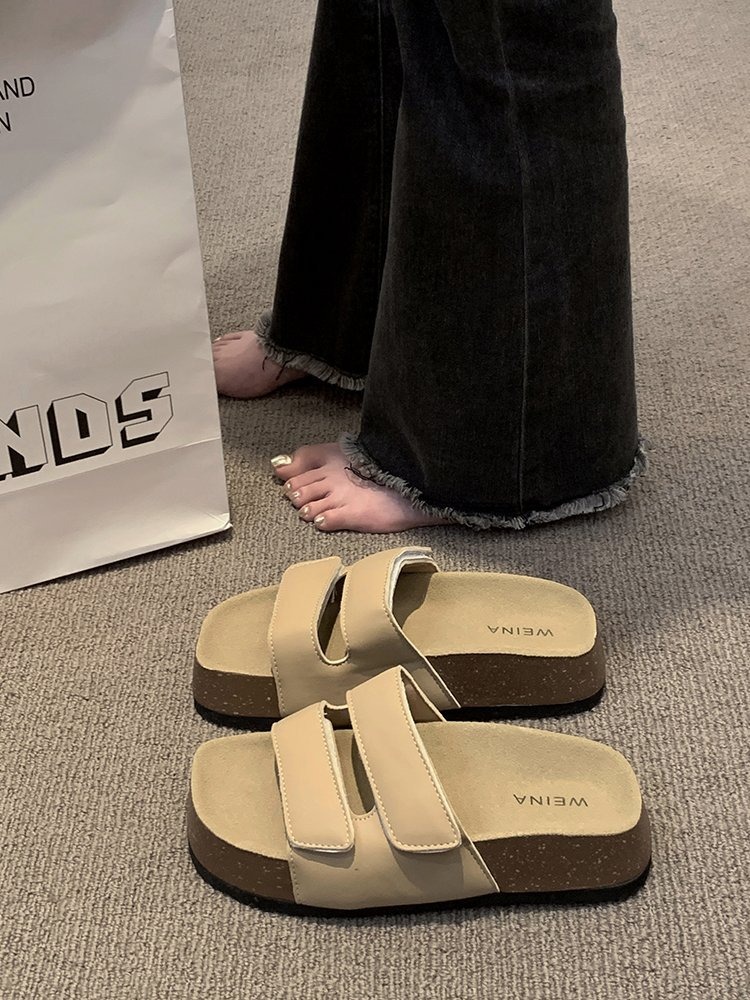 Thick Soled Retro One Line Slippers for Women's Summer Outerwear Flat Bottomed Comfortable Slippers