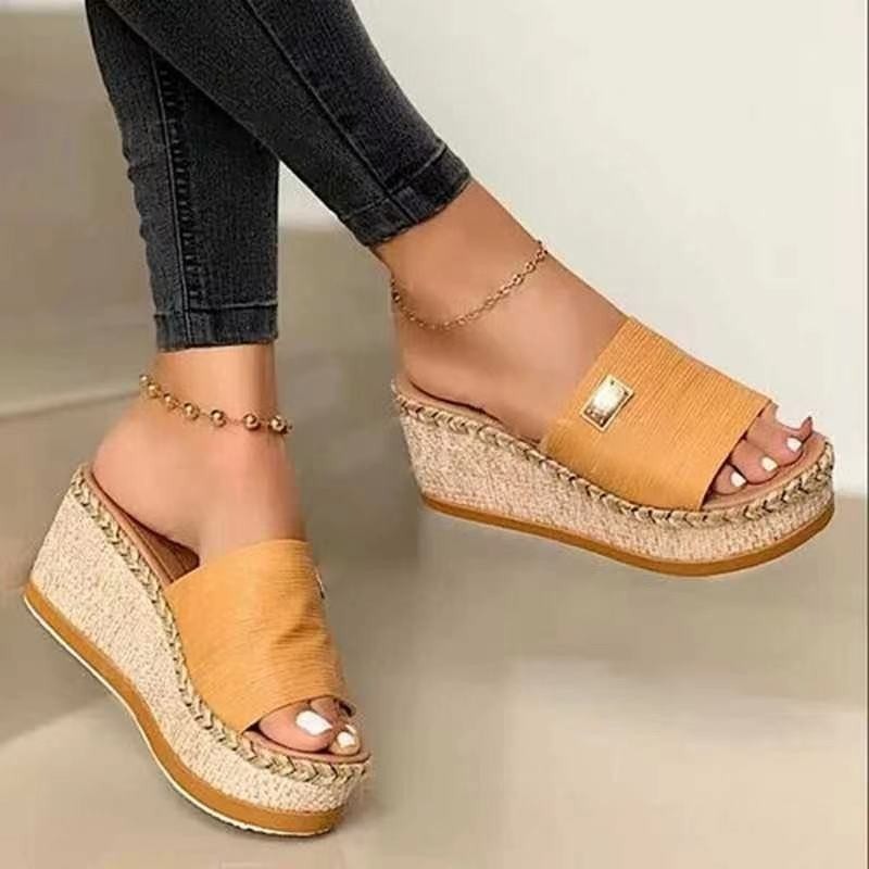 Women's sandals, casual sponge cake, sloping heels, and wearing sandals outside image 3