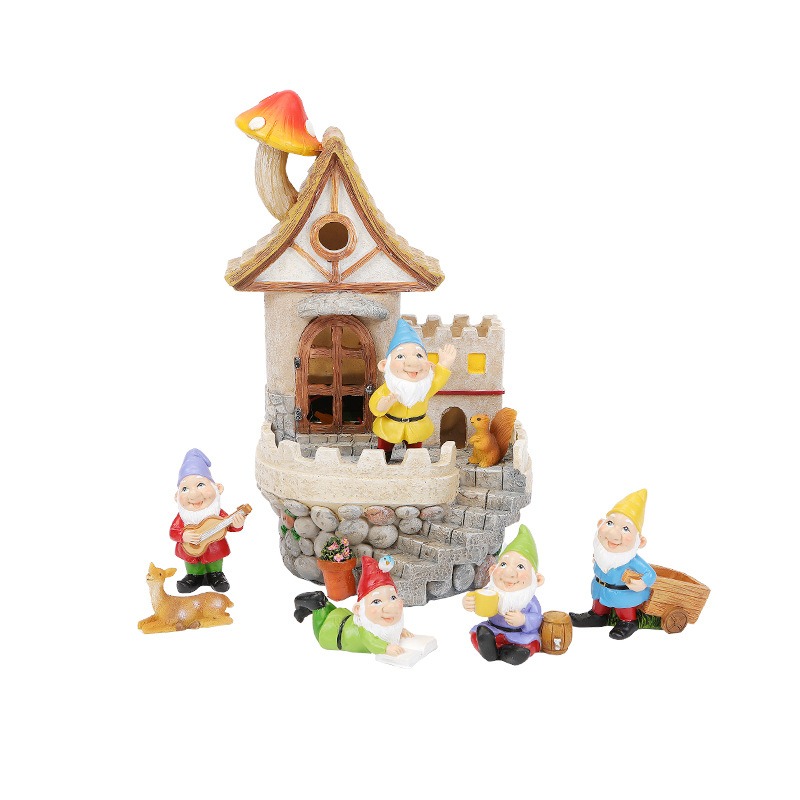 Small night light, solar resin small house tree house garden decoration