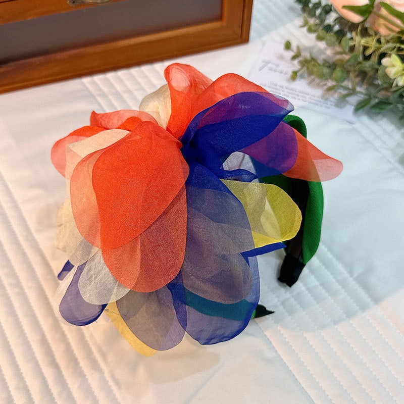 Multicolor flower headband with voluminous layered petals