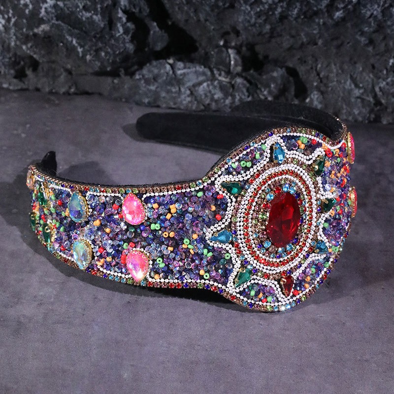 Multicolor hoop with symmetrical baroque centerpiece stones