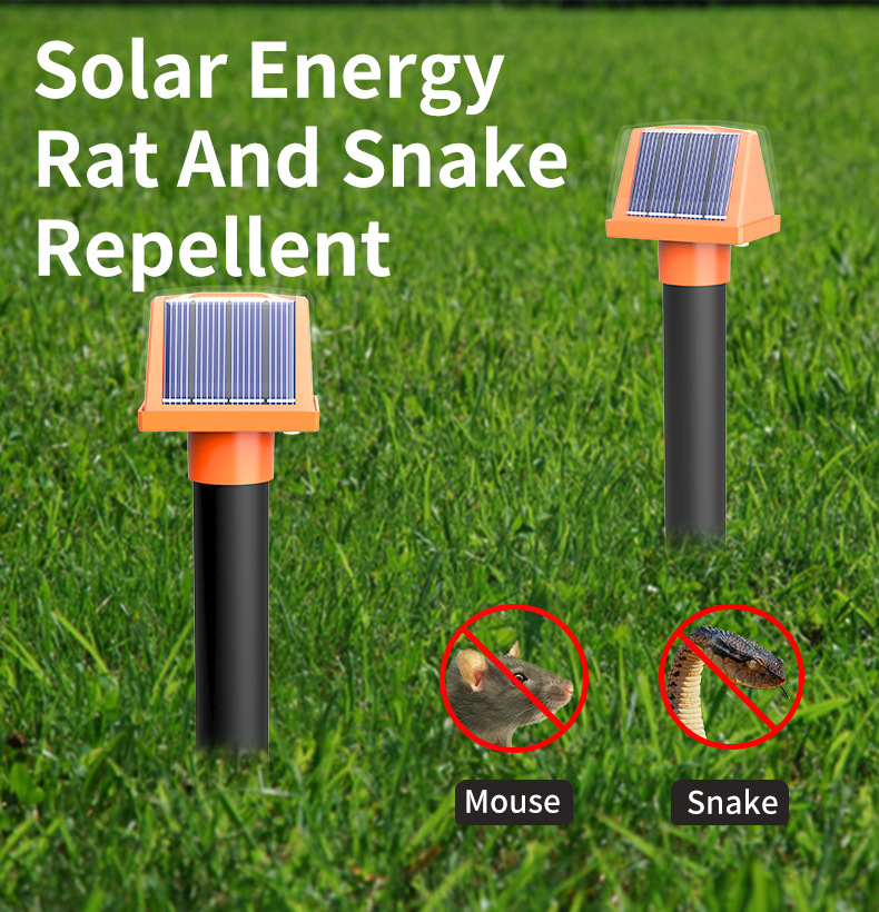High Power Rat Repeller LED Light Source Variable Frequency Ultrasonic Snake Repeller Solar Rat