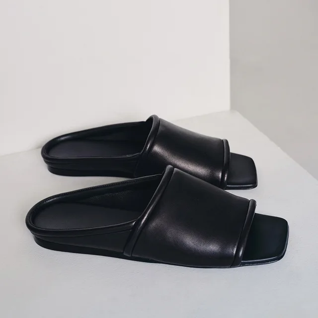 Flat Mule Slippers Women Summer Open Toe Flip Flops Women Non-slip Beach Slide Shoes Square Head Designer Sandals Women