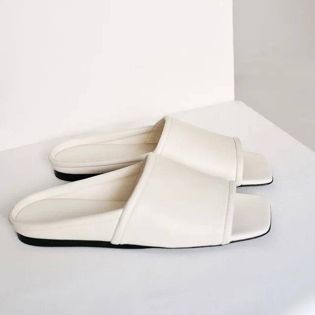 Flat Mule Slippers Women Summer Open Toe Flip Flops Women Non-slip Beach Slide Shoes Square Head Designer Sandals Women image 3