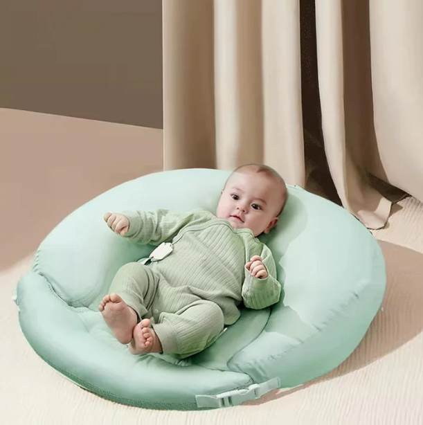Breastfeeding Pillow Slope Pillow Anti spitting Breastfeeding Baby Lying Feeding