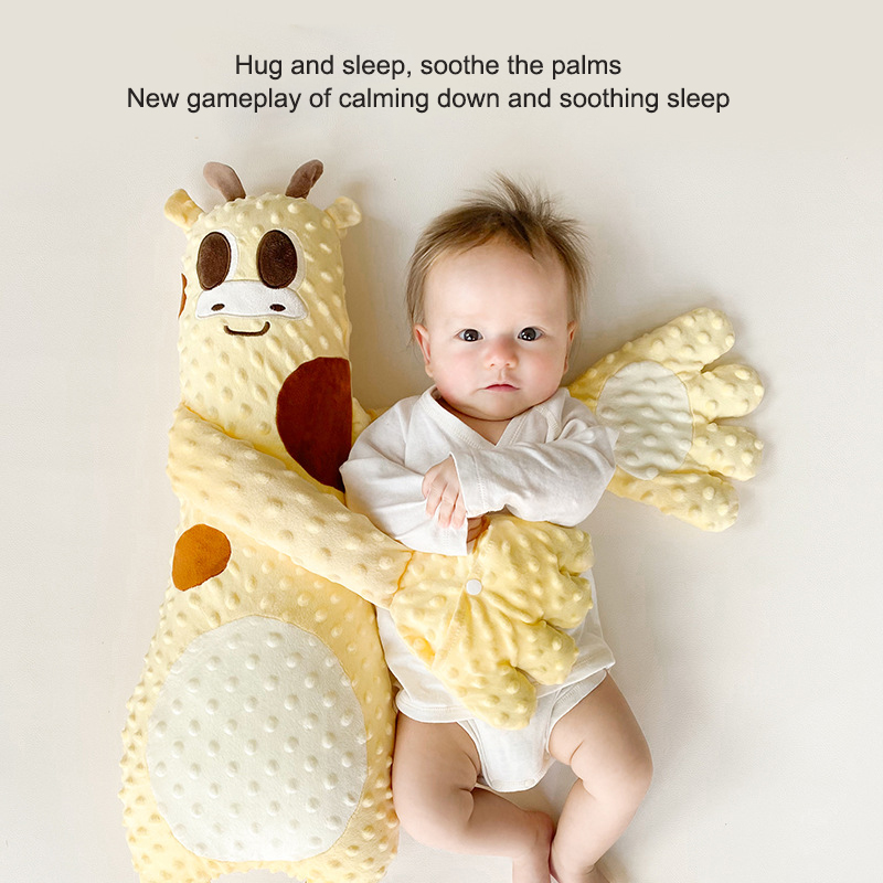Anti startle jumping device soothes palms hugs sleeping babies patties sleeping dolls provides a