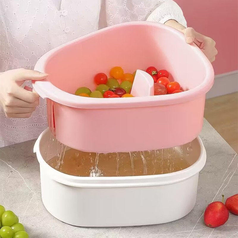 Washing fruits without hand washing fruit basin draining basket to remove pesticide residues and
