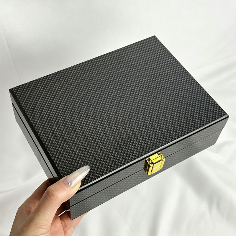 2C7C59010207BFF3D1E1F08BD0666D8D.jpg SKU-03-黑格纹色.jpg