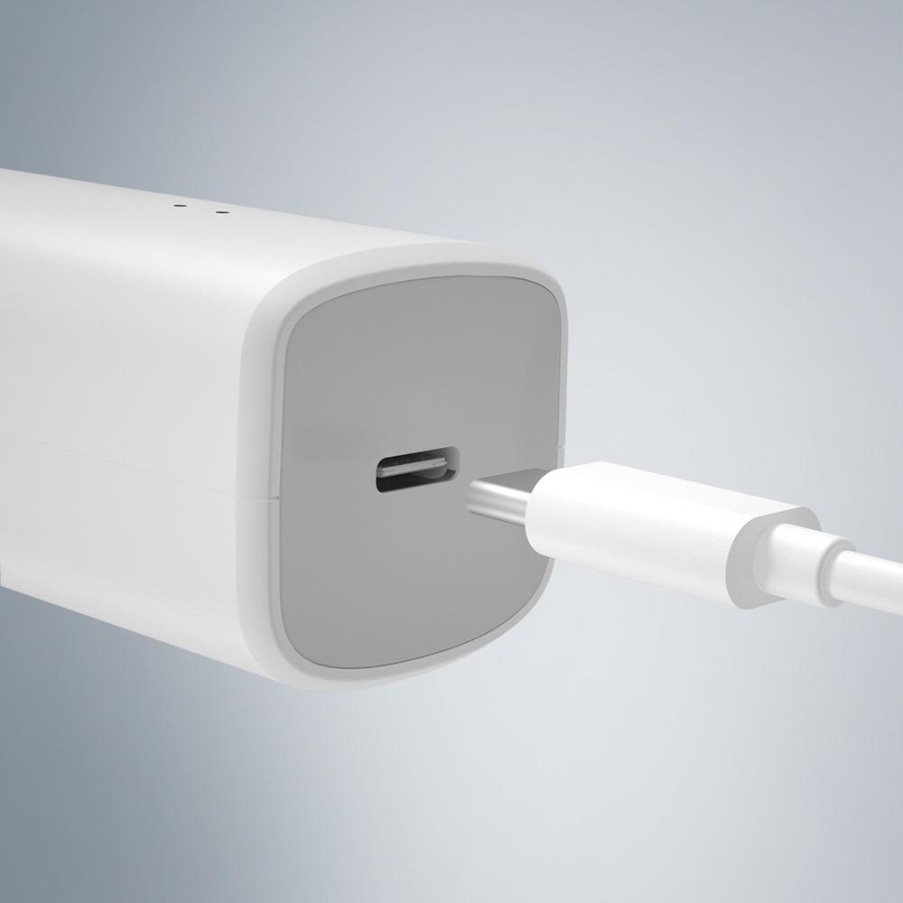 White rechargeable clipper using USB charging port