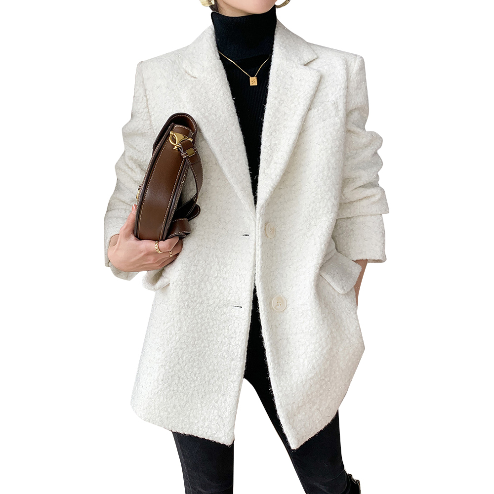 bk.jpg 5587693237B43740C61875F514E64999