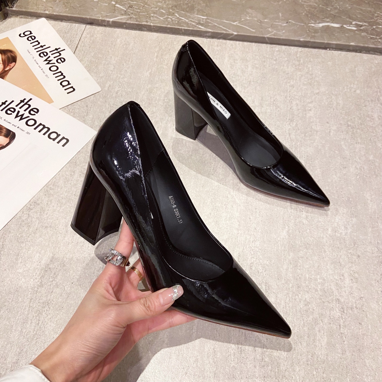 Fairy Lake Blue Spring And Summer Pointed Toe Shallow Mouth Patent Leather Thick Heel Professional Work Shoes image 9