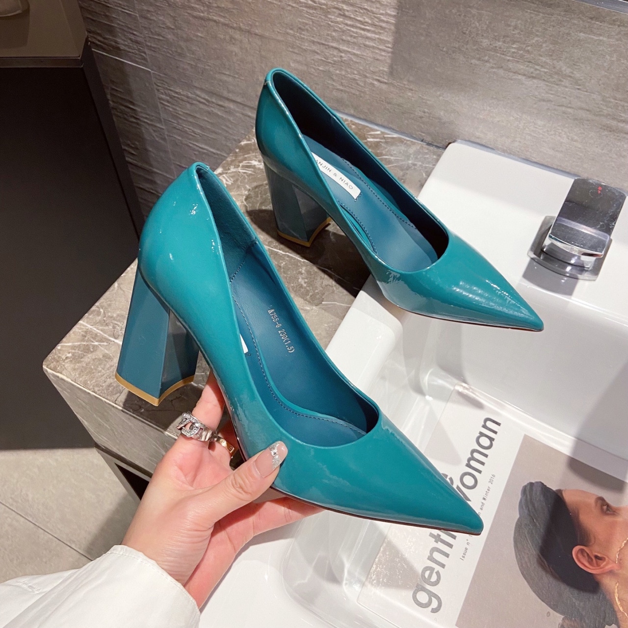 Fairy Lake Blue Spring And Summer Pointed Toe Shallow Mouth Patent Leather Thick Heel Professional Work Shoes image 8