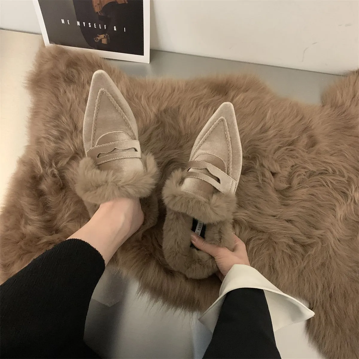 Women’s Plush Fur Platform Slippers – Warm Indoor/Outdoor Winter Slides