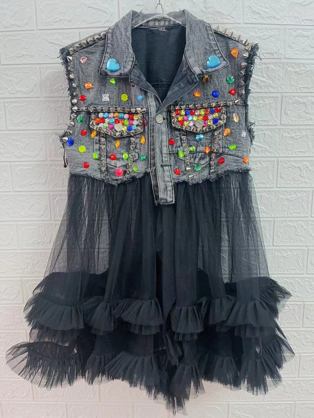 mmexport1681111119117