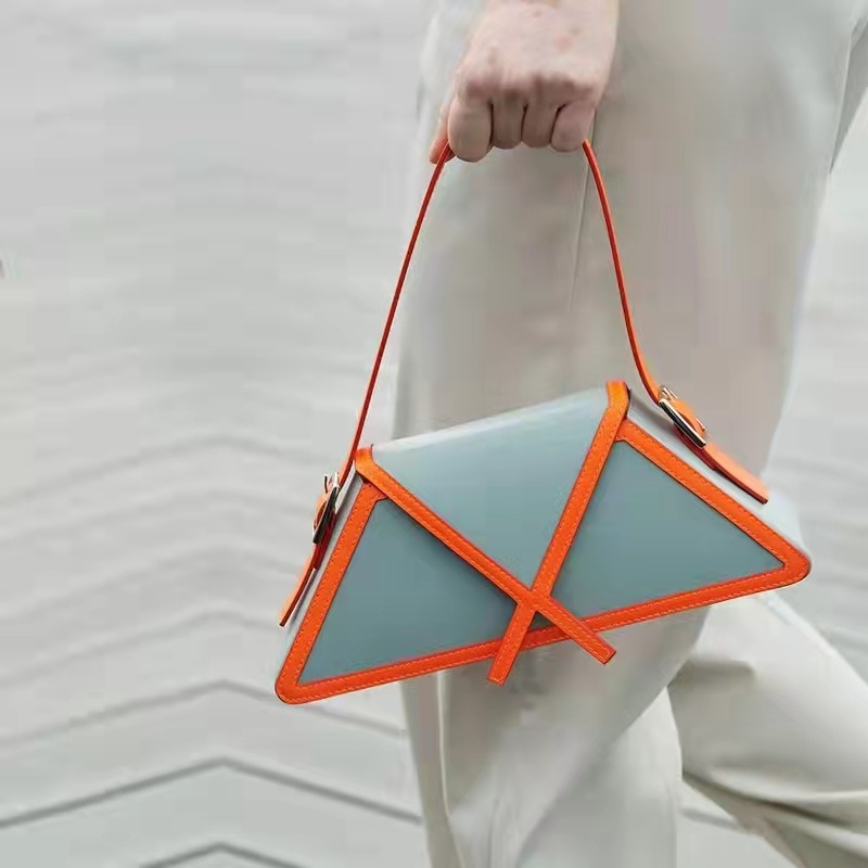 fashionable minimalist bag with niche design, women's trendy single shoulder handbag, underarm bag