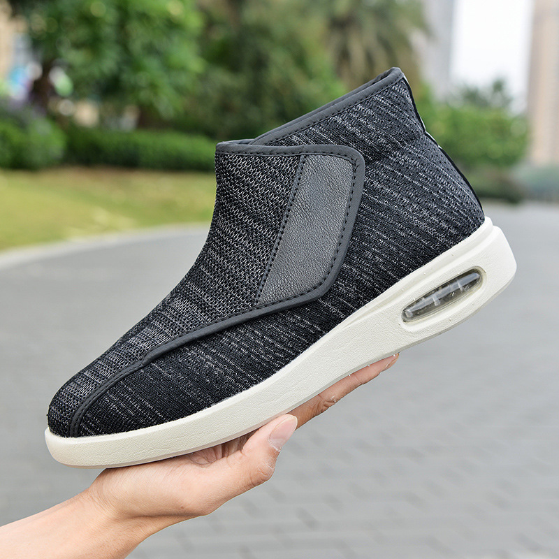 Winter shoes for the elderly with Velcro and large opening image 9