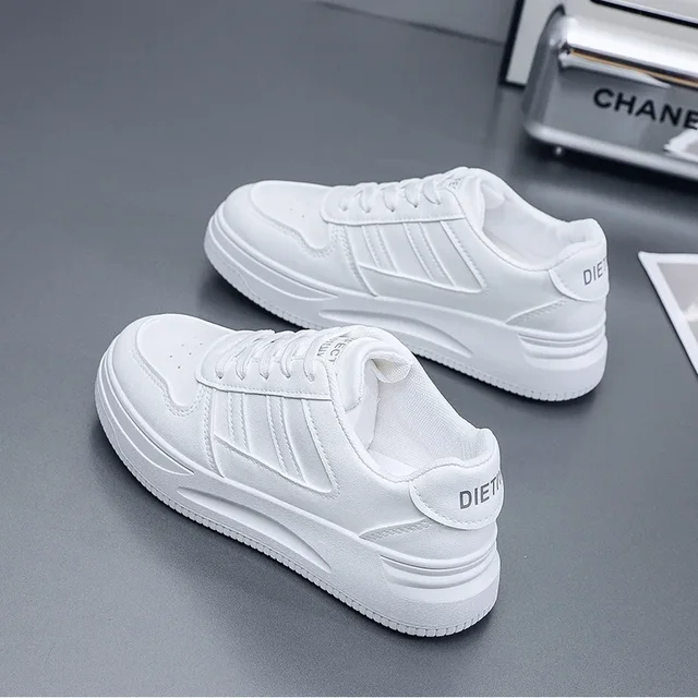 Casual Shoes Women Sports Shoes Wear-resistant and Breathable Female White Shoes Women Tennis Sneakers Lady Simple