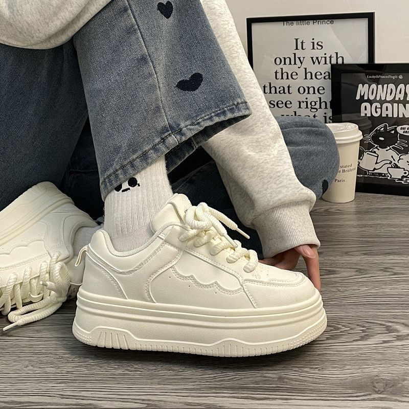 Ins trendy versatile bread shoes niche casual white shoes for students image 3