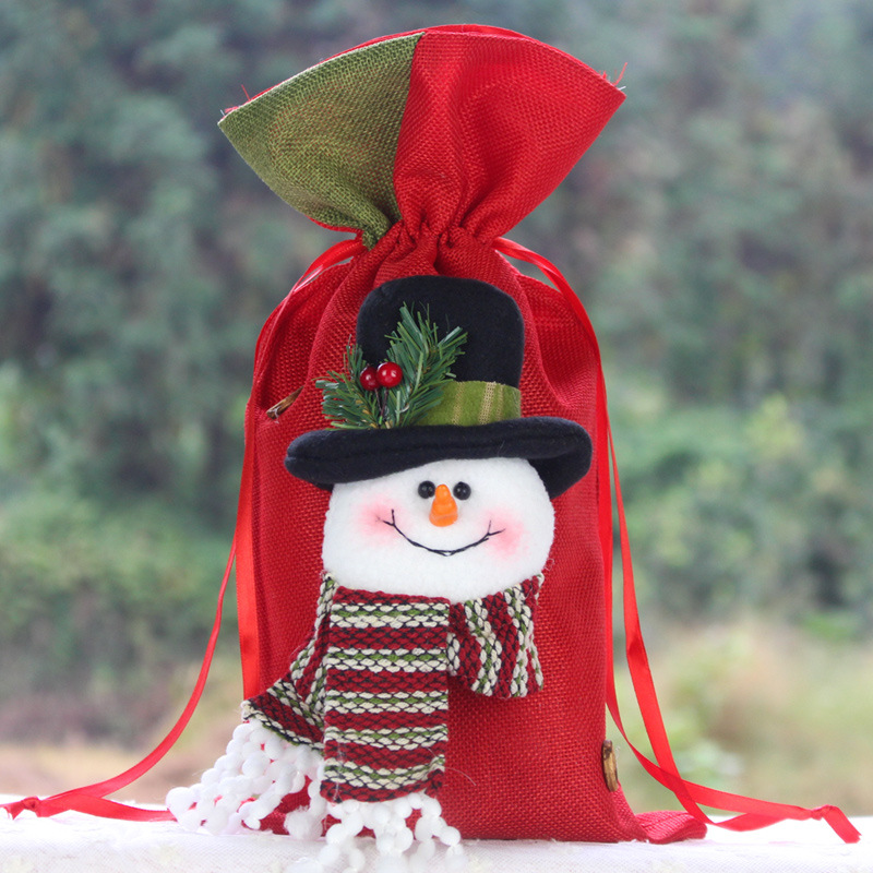 Snowman pouch showing gathered drawstring closure