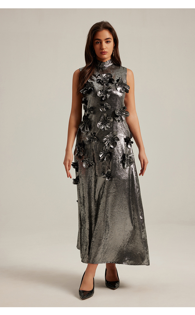 Three-Dimensional Floral Sleeveless A-Line Dress – Elegant Long Gown