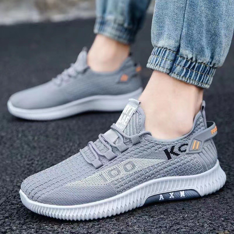 autumn sports shoes with fly woven mesh breathable running shoes for youth Korean version lightweight soft sole comfortable men's shoes image 3