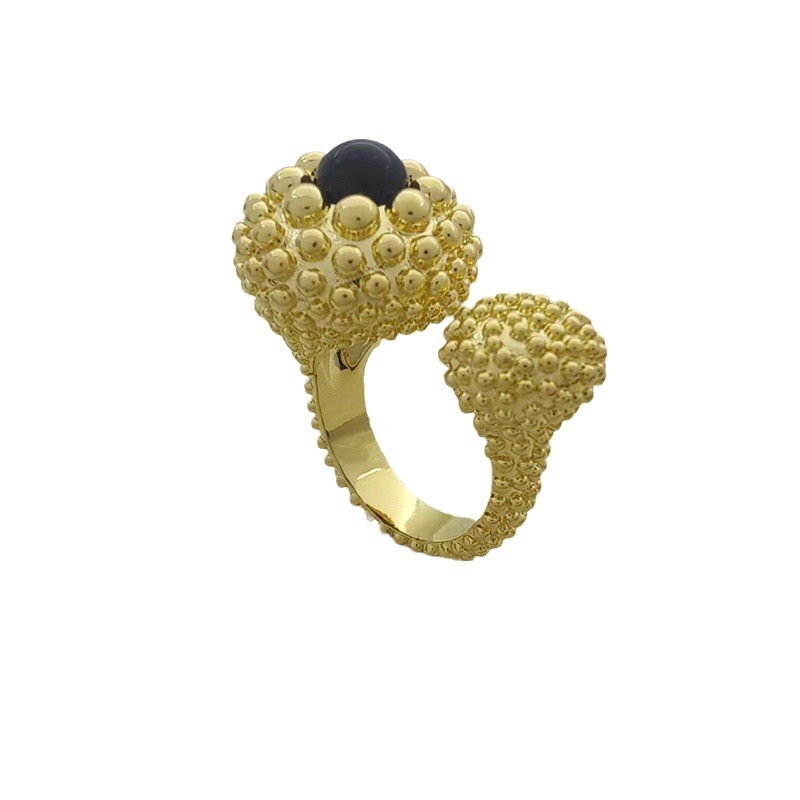 Spanish black agate antique ring niche three-dimensional polka dot gem high-end vacuum gold open