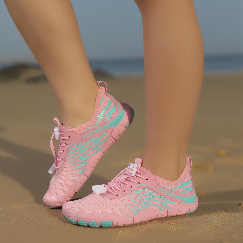Outdoor children's quick-drying non-slip beach shoes, breathable wading shoes, soft-soled running shoes image 4