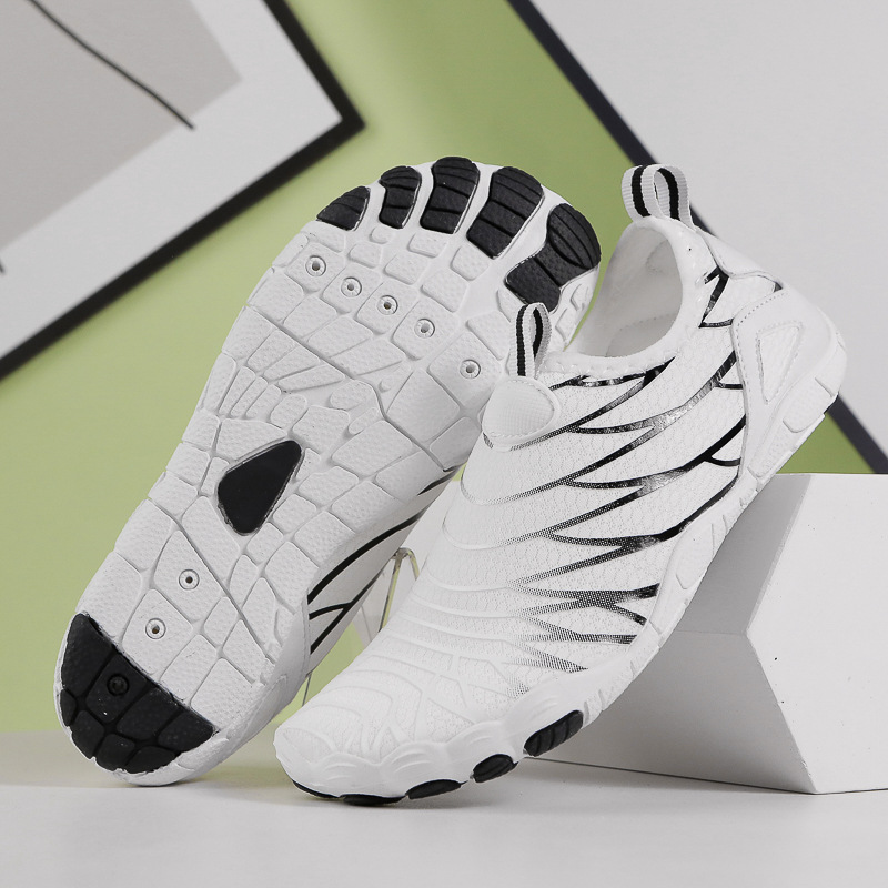 Stream tracing shoes beach swimming water wading quick drying five finger shoes snorkeling fishing men's and women's shoes image 3