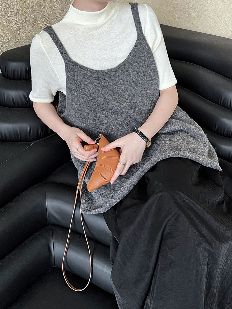 7CA8B648-2781-4E06-B3DB-0182A3