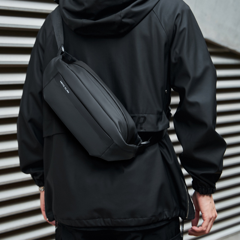Chest bag men's small shoulder bag multifunctional trendy crossbody bag commuter mailman shoulder