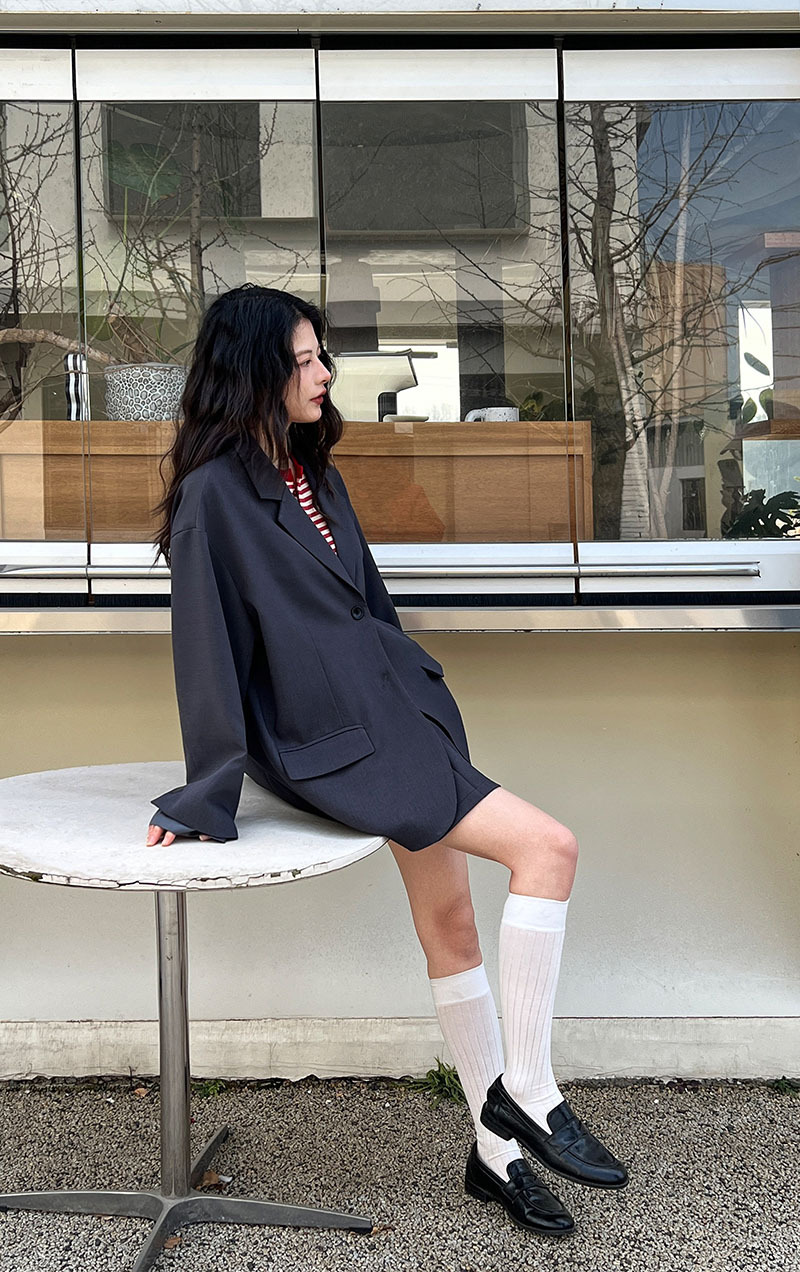 C5587CF1-428A-4C0E-84B1-96B8E8