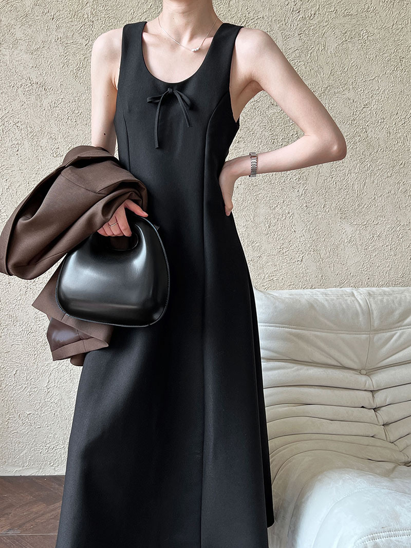 1FF63C4E-4252-43EA-8E85-C68A2D