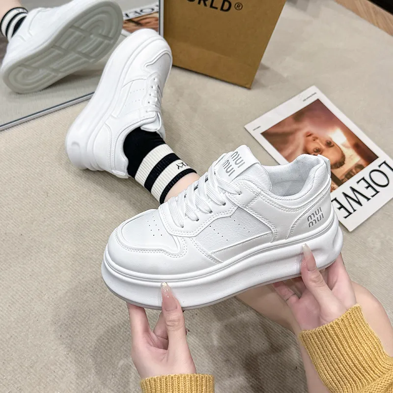 Versatile breathable anti slip board shoes for autumn and winter thick soled height increasing white shoes image 3