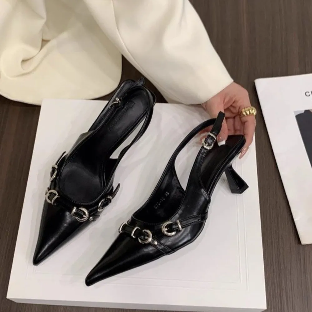 Spring and summer one-piece buckle with toe cap sandals rear empty single shoes image 5